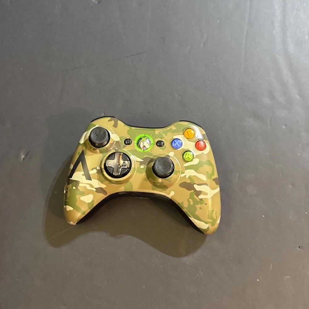 Microsoft Xbox 360 Wireless Gaming Controller Limited Edition Halo 4 Camo OEM - Picture 3 of 15